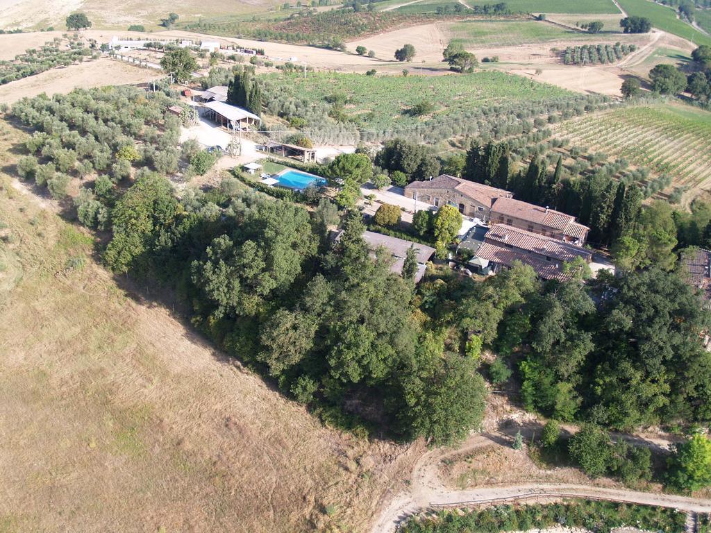 Agriturismo La Magione Quercegrossa Extérieur photo